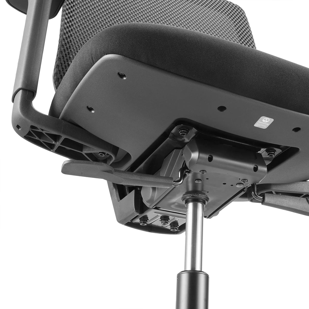 Undersiden af sædet med gasfjeder og mekanisme på Professionel kontorstol Delvia fra hjh OFFICE