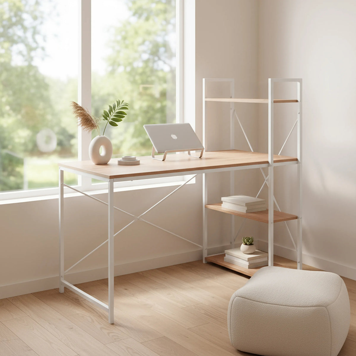 Skrivebord Easy Up3 i hvid og eg med integreret hylde og hvidt metalstel fra hjh LIVING