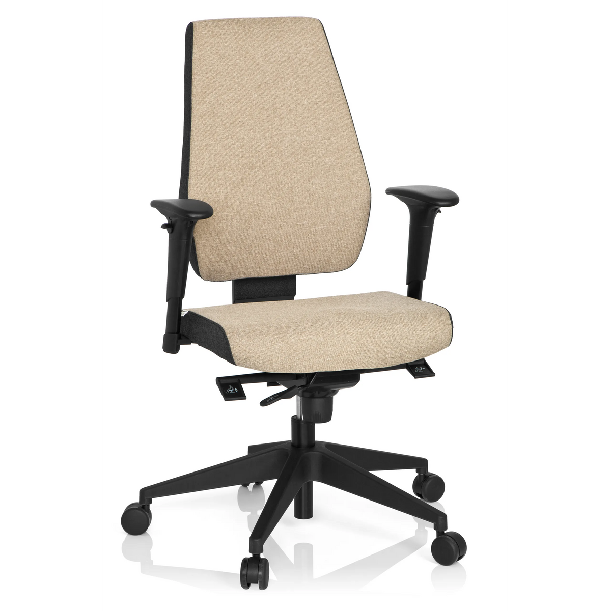 Beige Professionel kontorstol PRO-TEC 500 med armlæn og et sort femstjernet understel med hjul fra hjh OFFICE – 360-graders visning (forfra 20°)