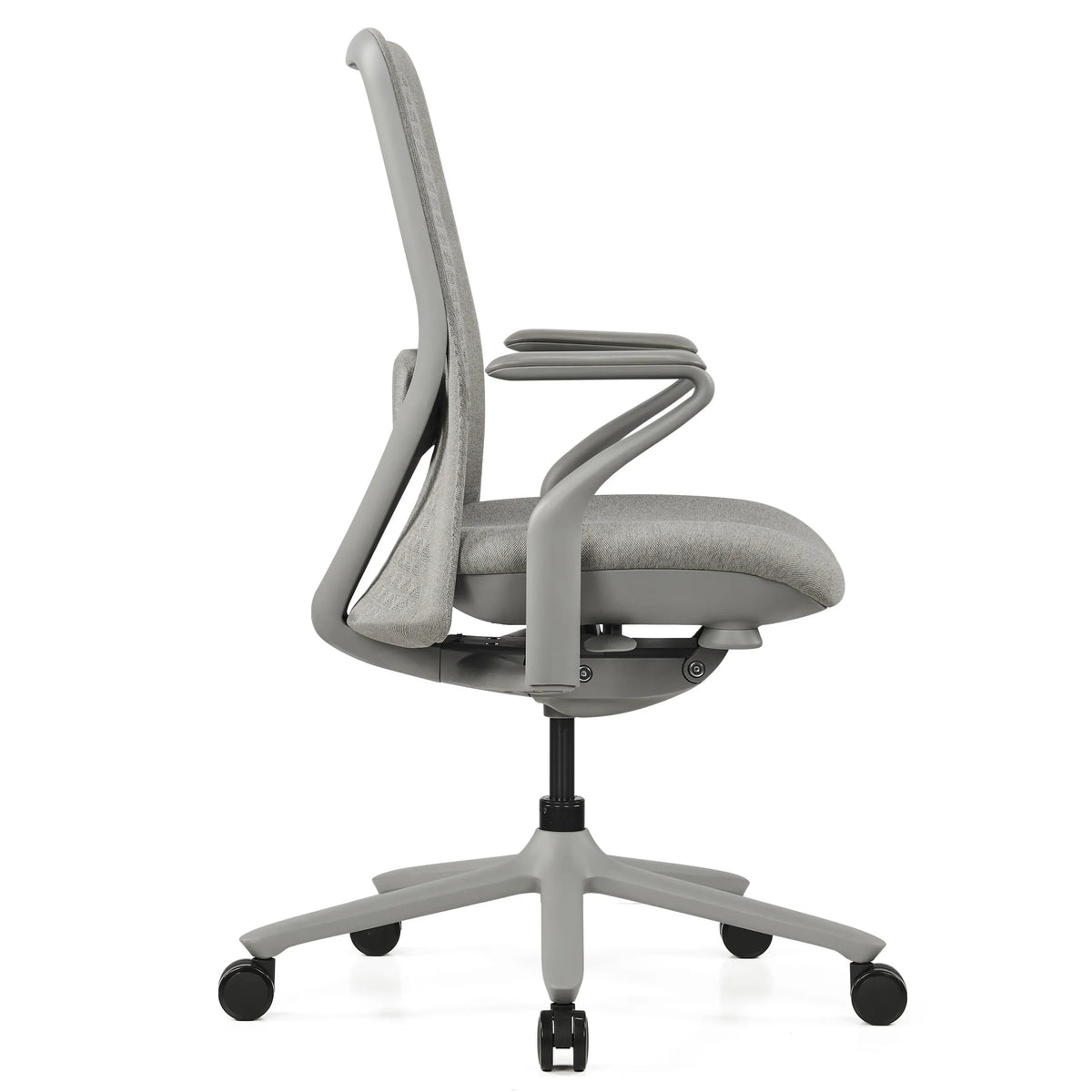 Grå High End kontorstol VERVIO set fra siden med krydsfod med hjul og armlæn fra hjh OFFICE