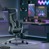 Sort professionel kontorstol S100-M301 med netryglæn og armlæn i et gamingværelse fra Sihoo (AI-genereret billede)