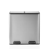 Silberner Mülleimer Clean 13 S mit zwei Fächern und Trettpedalen von hjh OFFICE – 360-Grad-Ansicht (Frontansicht 0°)