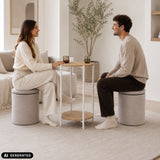 Sidebord Nestup 1 i hvid og eg med integreret polstret taburet fra hjh LIVING (AI-genereret billede)