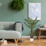 Grøn kunstig plante DRACAENA i en hvid potte på trægulv fra hjh OFFICE