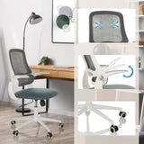 Home Office kontorstol MIKO W ECO i grå med åndbart netryglæn, justerbare armlæn og hjul fra hjh OFFICE