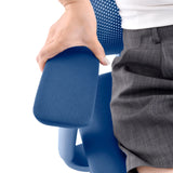 Blå armlæn til Ergomy Colore Home Office kontorstol med stofbetræk fra MyBuero