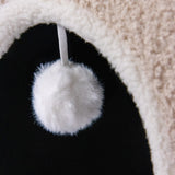 Hvid pompon på en beige kattehule PAWY EB fra hjh LIVING