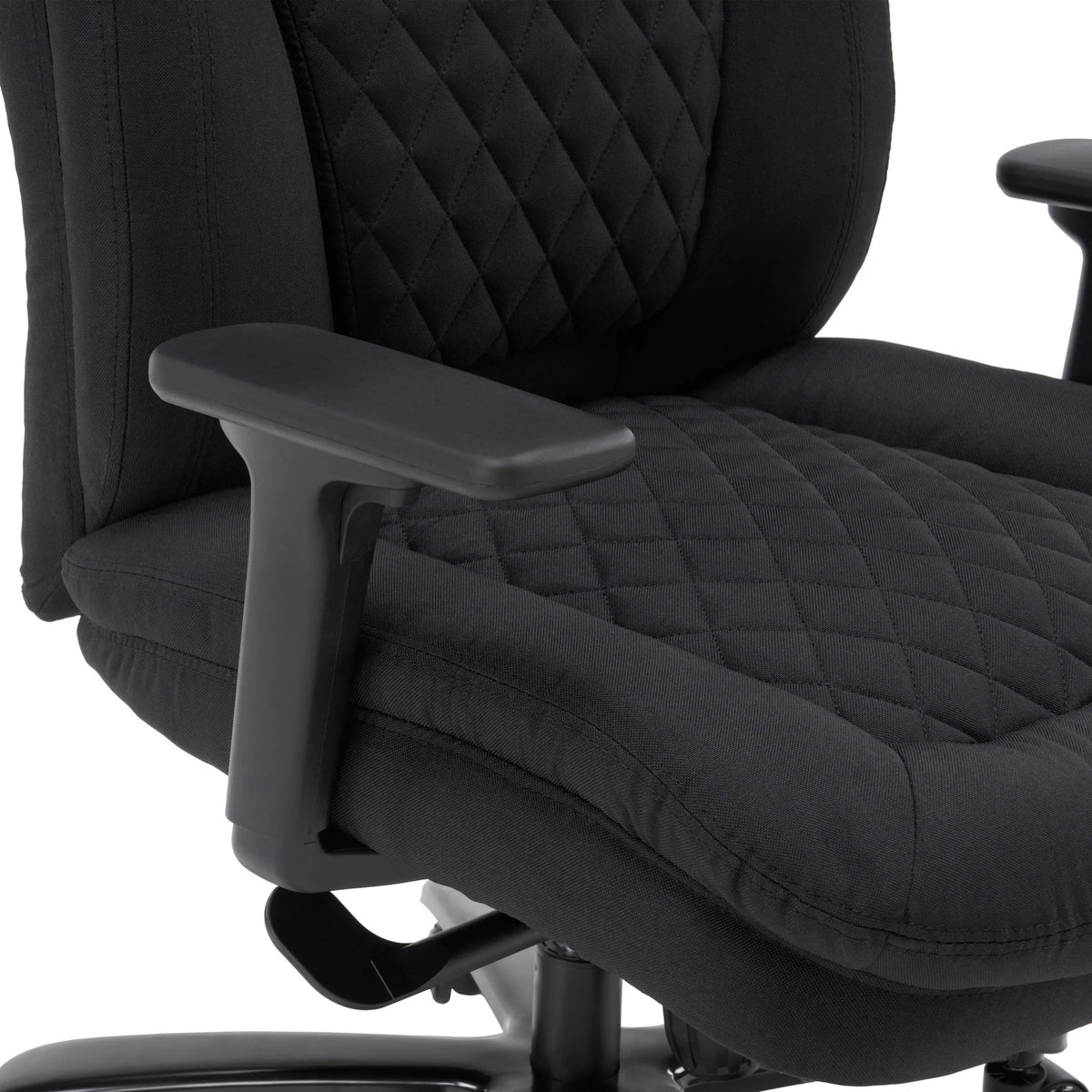 Armlehne und gesteppte Stoffpolsterung des Drehstuhls XXL Pullmann Gen2 in Schwarz von hjh OFFICE