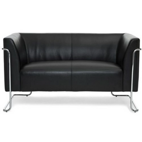 Sort loungesofa CURACAO som topersoners sofa med blankt kromstel fra hjh OFFICE