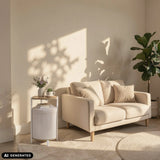 Sidebord Nestup 1 i hvid og eg med integreret taburet fra hjh LIVING (AI-genereret billede)