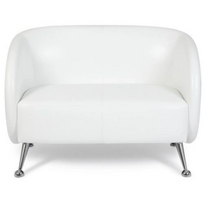 Hvid loungesofa ST. LUCIA som to-personers sofa med blanke metalfødder fra hjh OFFICE